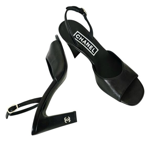 Chanel 24P CC Slingback Heel Sandal Size 38 US 7 7.5 Black Leather Block Heel - Picture 1 of 14